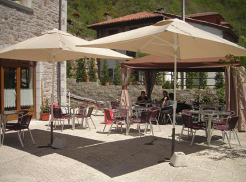 Hostal Nevandi Espinama Buitenkant foto